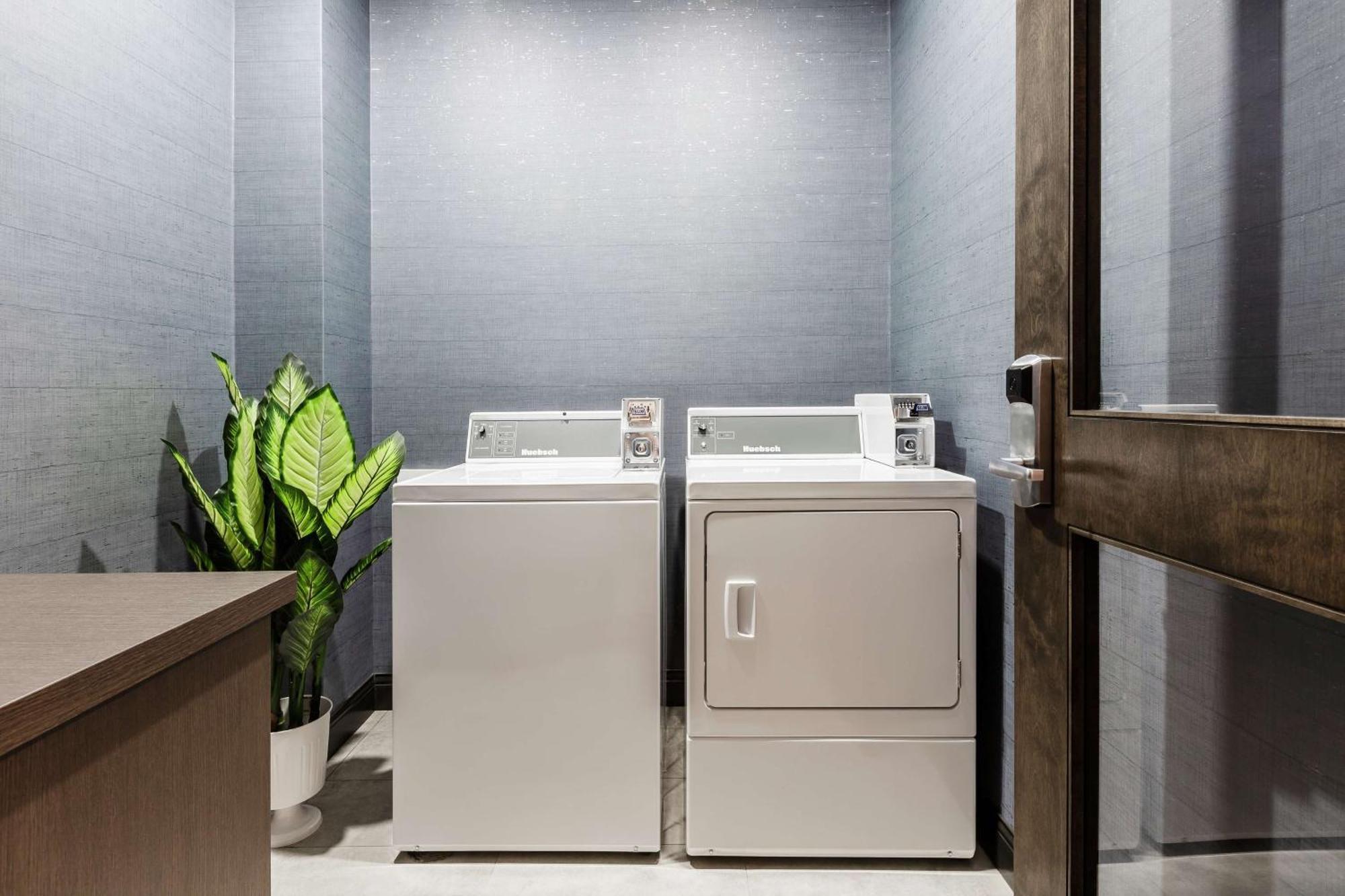 Hampton Inn & Suites By Hilton Quebec - Beauport Eksteriør billede
